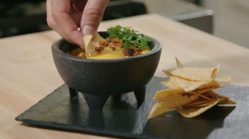 Chao Queso Con Carne